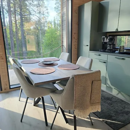 Martta, Yllas, Lapland Hideaway Near Trails *