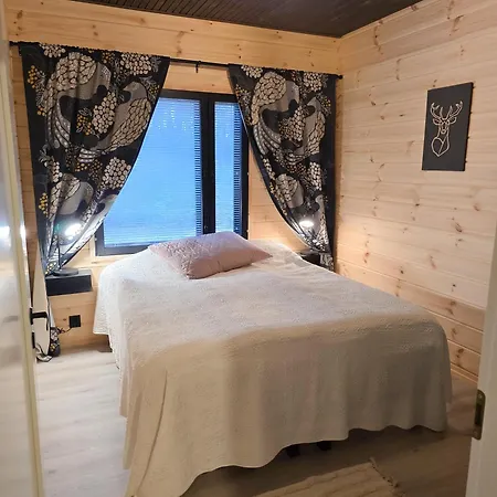Villa Martta, Yllaes, Lapland Hideaway Near Trails